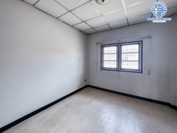 *****ทาวน์เฮ้าส์มือสอง ม.ซื่อตรง รัตนาธิเบศร์ เนื้อที่กว้าง 31 ตร.ว. ฟังก์ชัน 2 ห้องนอน 2 ห้องน้ำ 1 ที่จอดรถ ภายในสภาพเยี่ยม ตั้งบนทำเลเดินทางสะดวก เข้า-ออกได้ทั้ง ถนนราชพฤกษ์ ถนนติวานนท์ ใกล้เซ็นทรัลรัตนาธิเบศร์ เชื่อมต่อโครงการรถไฟฟ้าสายสีม่วง "สถานีไทรม้า" และทางด่วน "งามวงศ์วาน"